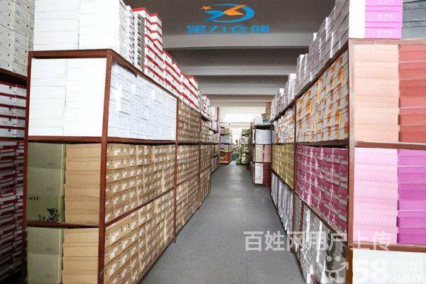 校服倉庫外包托管、出租倉庫與電商倉儲解決方案及裝卸服務(wù)指南